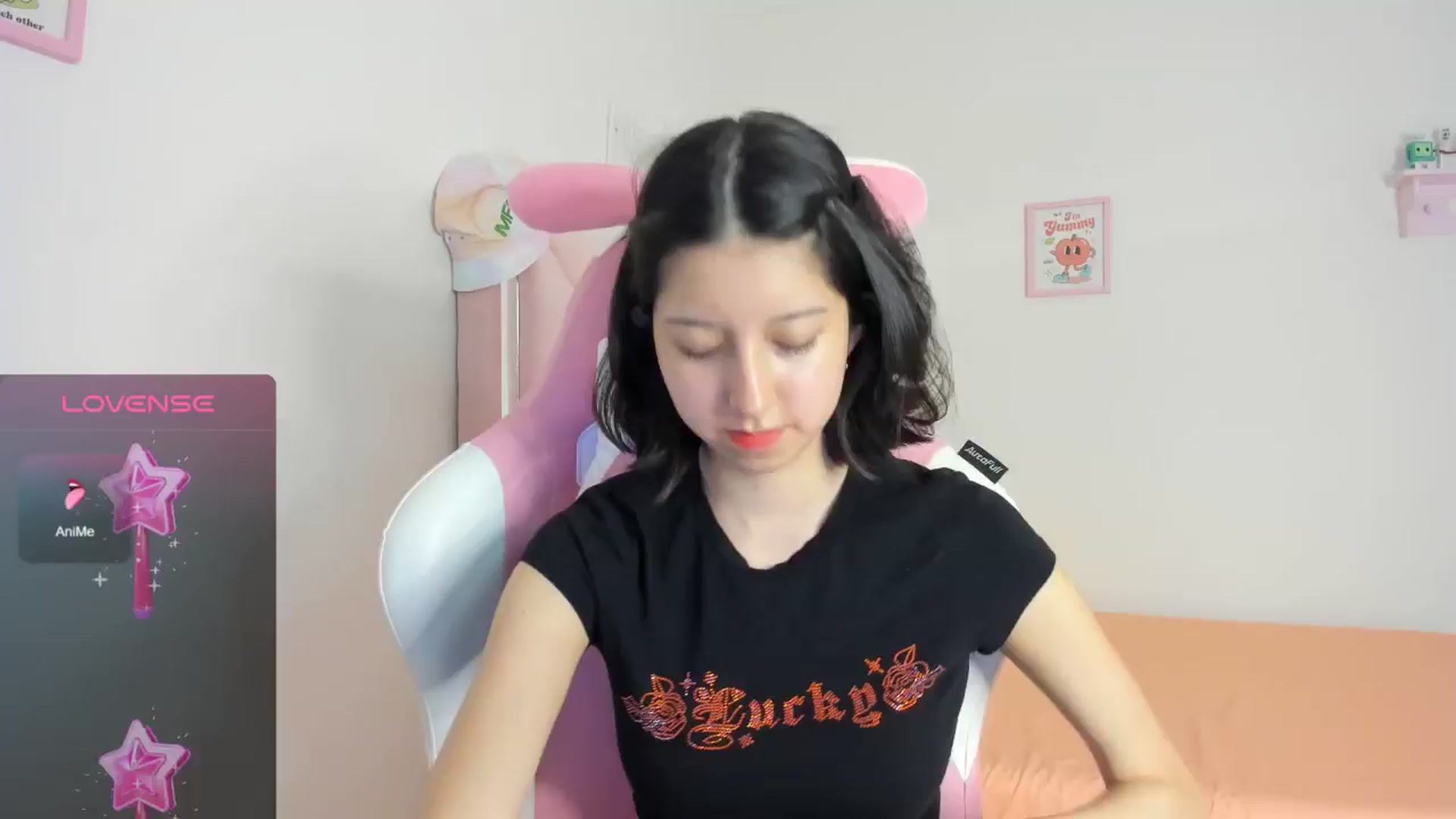 Gallery image thumbnail from Cherrycute666's myfreecams stream on, 08/17/2024, 05:00 image 6 of 20