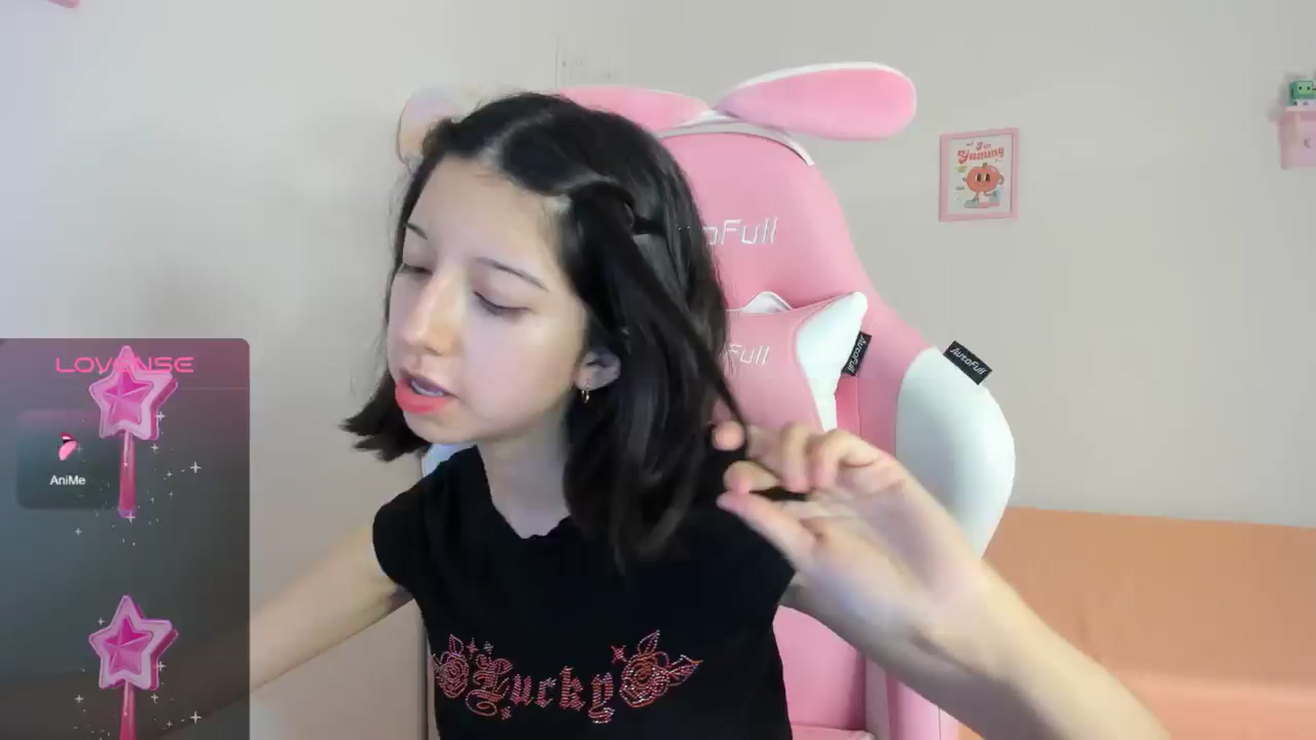 Gallery image thumbnail from Cherrycute666's myfreecams stream on, 08/17/2024, 05:00 image 14 of 20