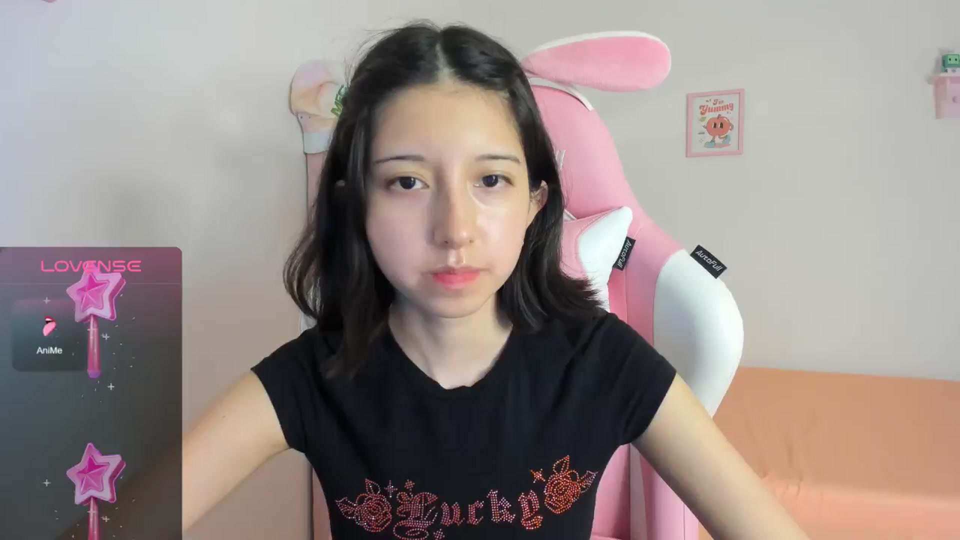 Gallery image thumbnail from Cherrycute666's myfreecams stream on, 08/17/2024, 05:00 image 20 of 20