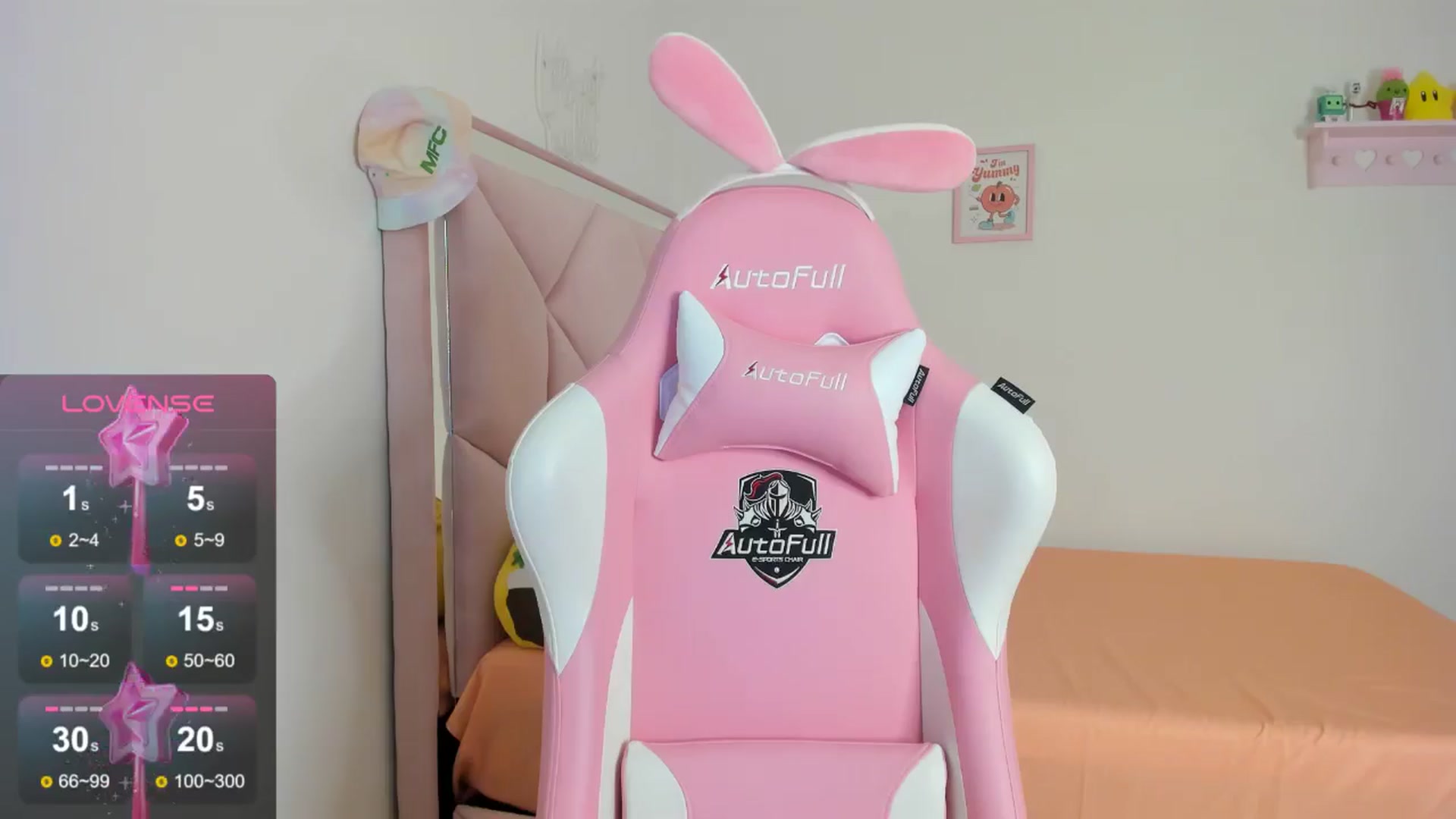 Gallery image thumbnail from Cherrycute666's myfreecams stream on, 08/17/2024, 13:22 image 7 of 20