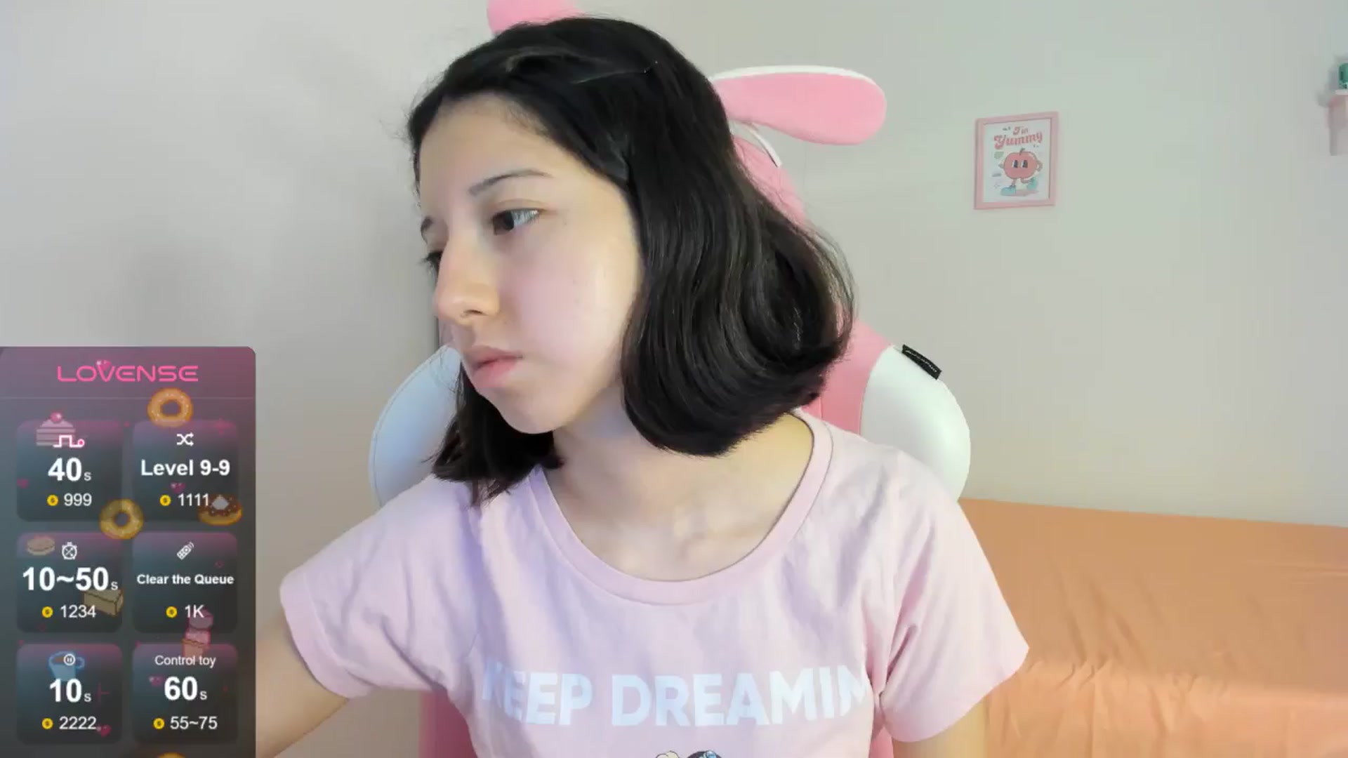 Gallery image thumbnail from Cherrycute666's myfreecams stream on, 08/18/2024, 01:04 image 6 of 20