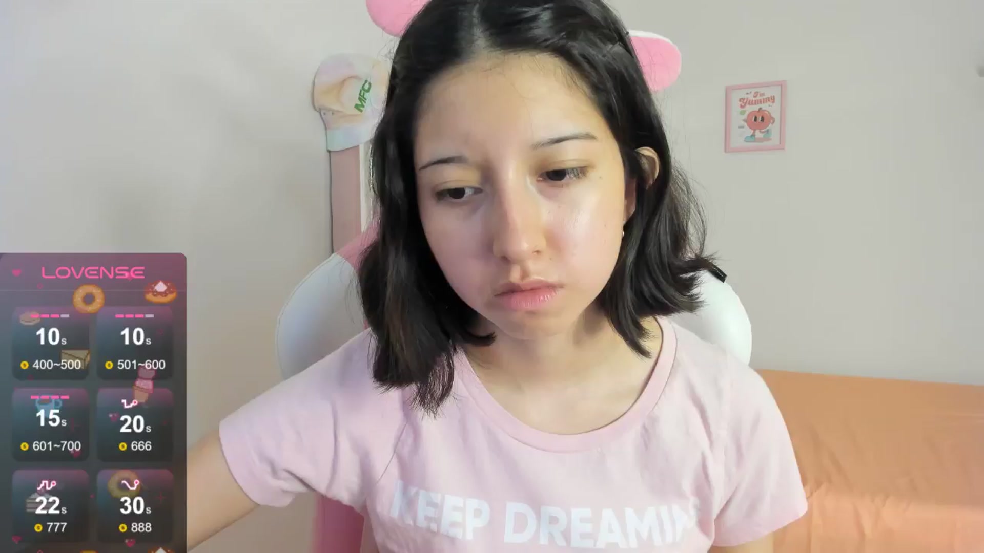 Gallery image thumbnail from Cherrycute666's myfreecams stream on, 08/18/2024, 01:04 image 13 of 20