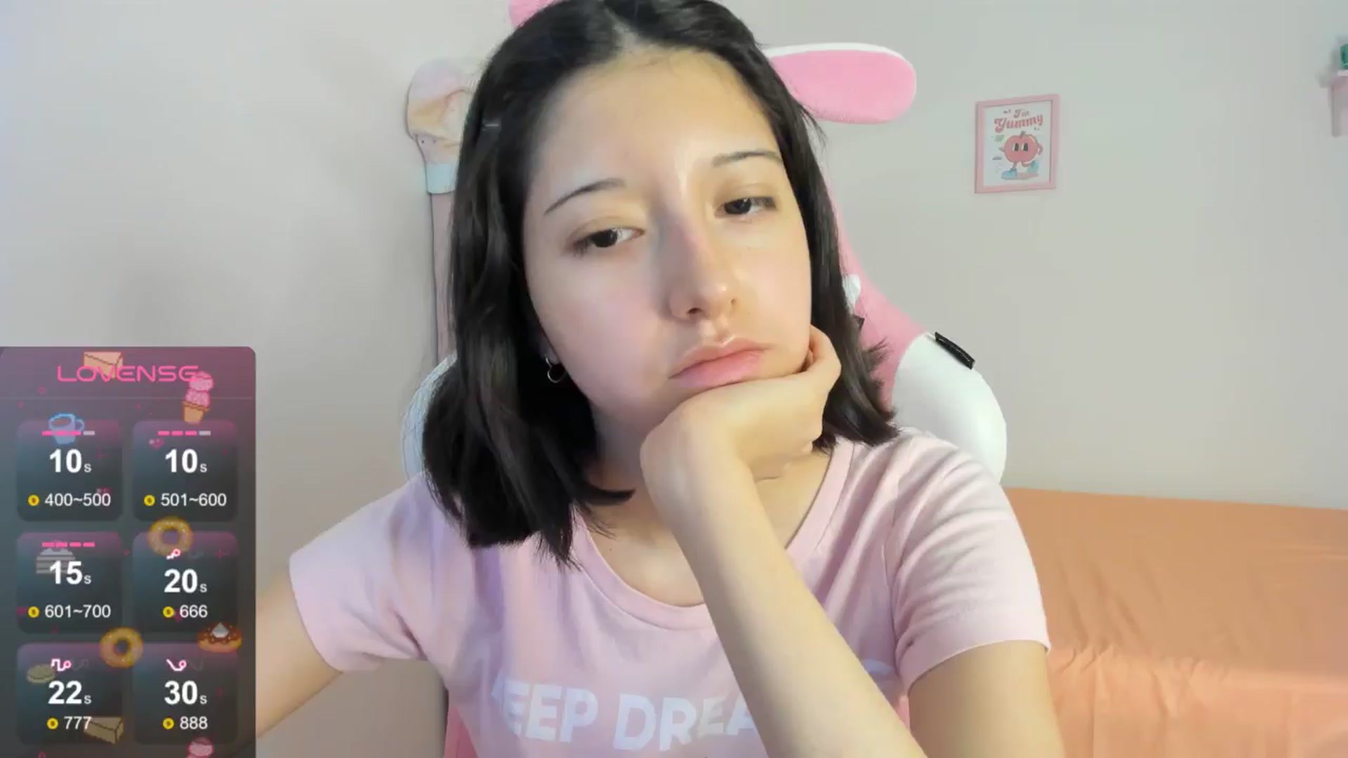 Gallery image thumbnail from Cherrycute666's myfreecams stream on, 08/18/2024, 01:04 image 8 of 20