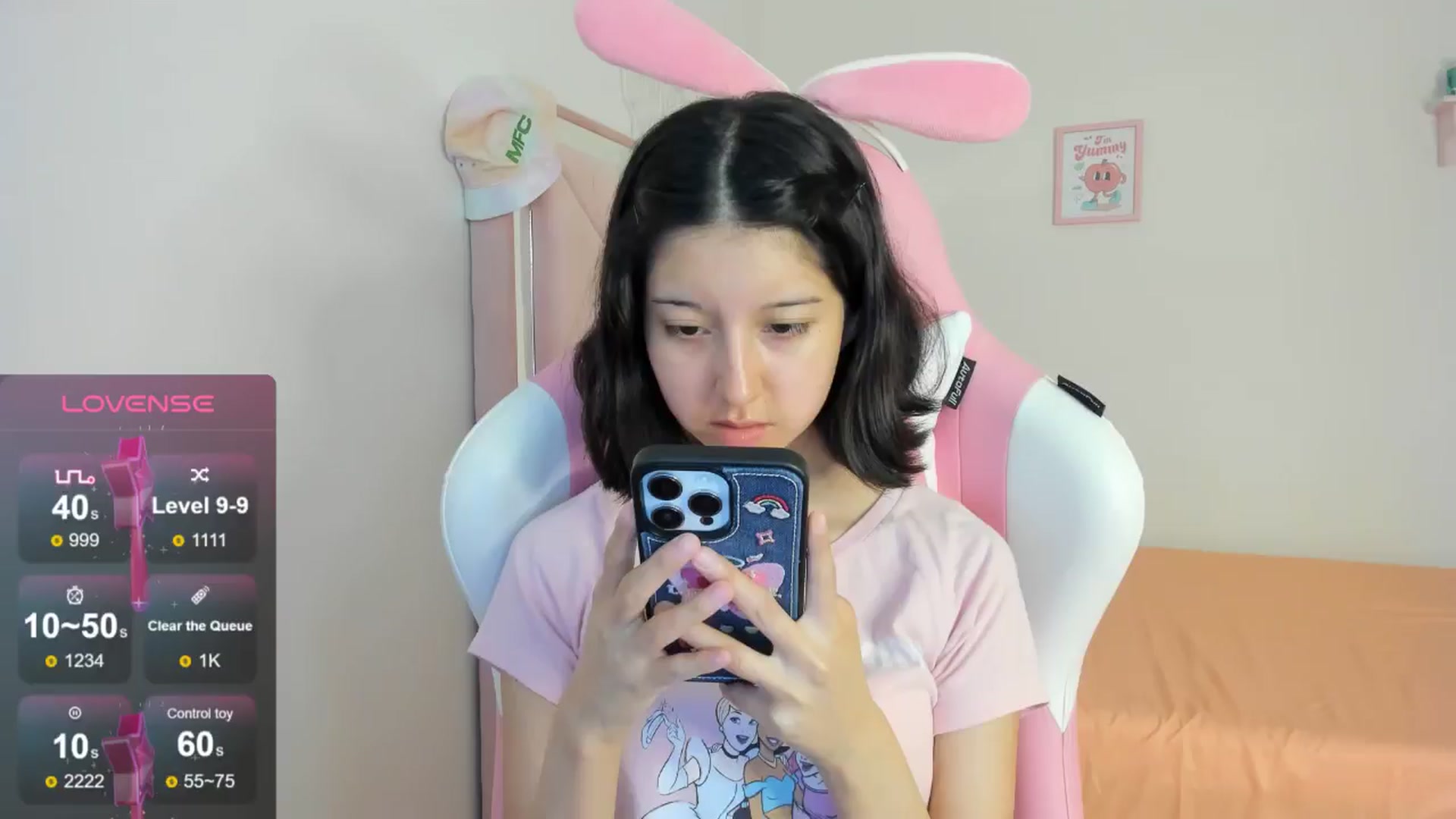 Gallery image thumbnail from Cherrycute666's myfreecams stream on, 08/18/2024, 01:04 image 3 of 20
