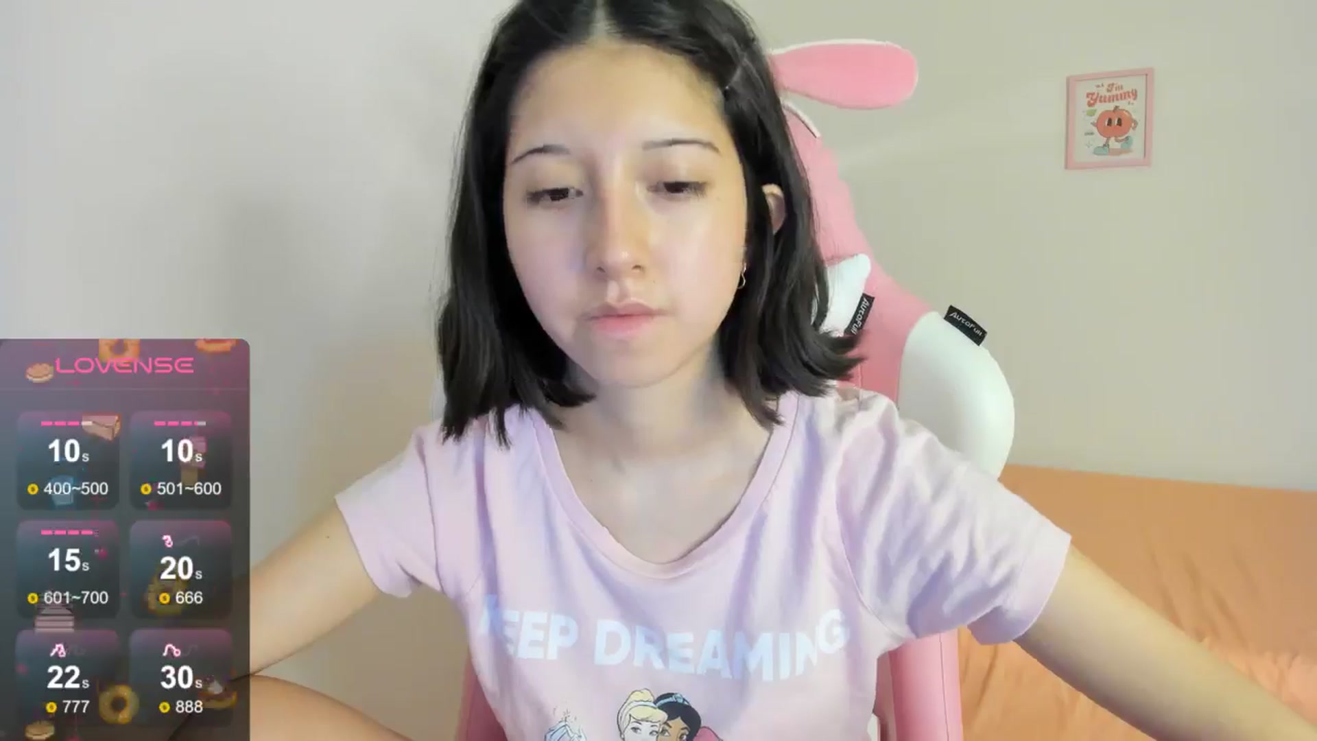 Gallery image thumbnail from Cherrycute666's myfreecams stream on, 08/18/2024, 03:35 image 7 of 20