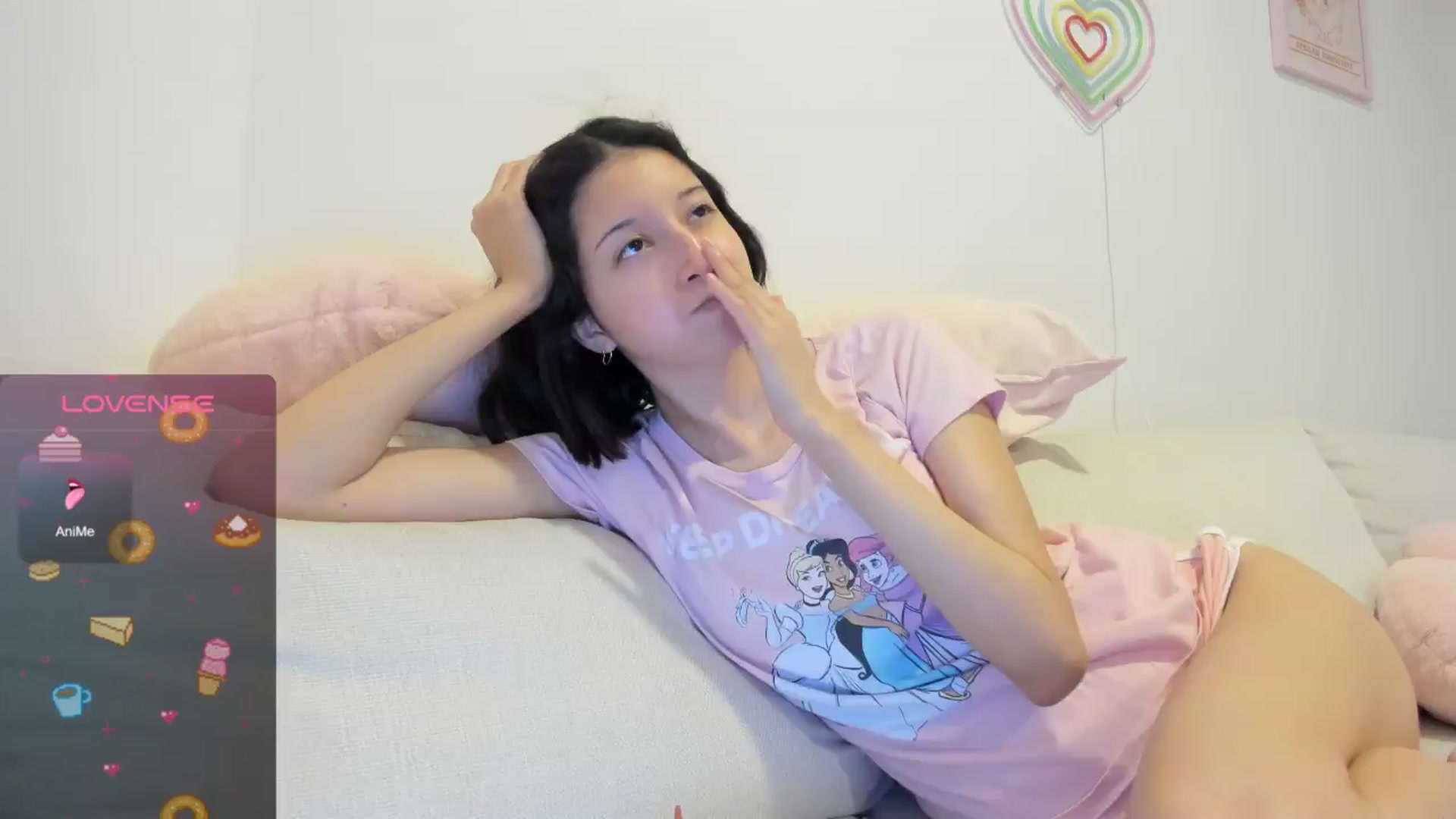 Gallery image thumbnail from Cherrycute666's myfreecams stream on, 08/18/2024, 05:32 image 12 of 20