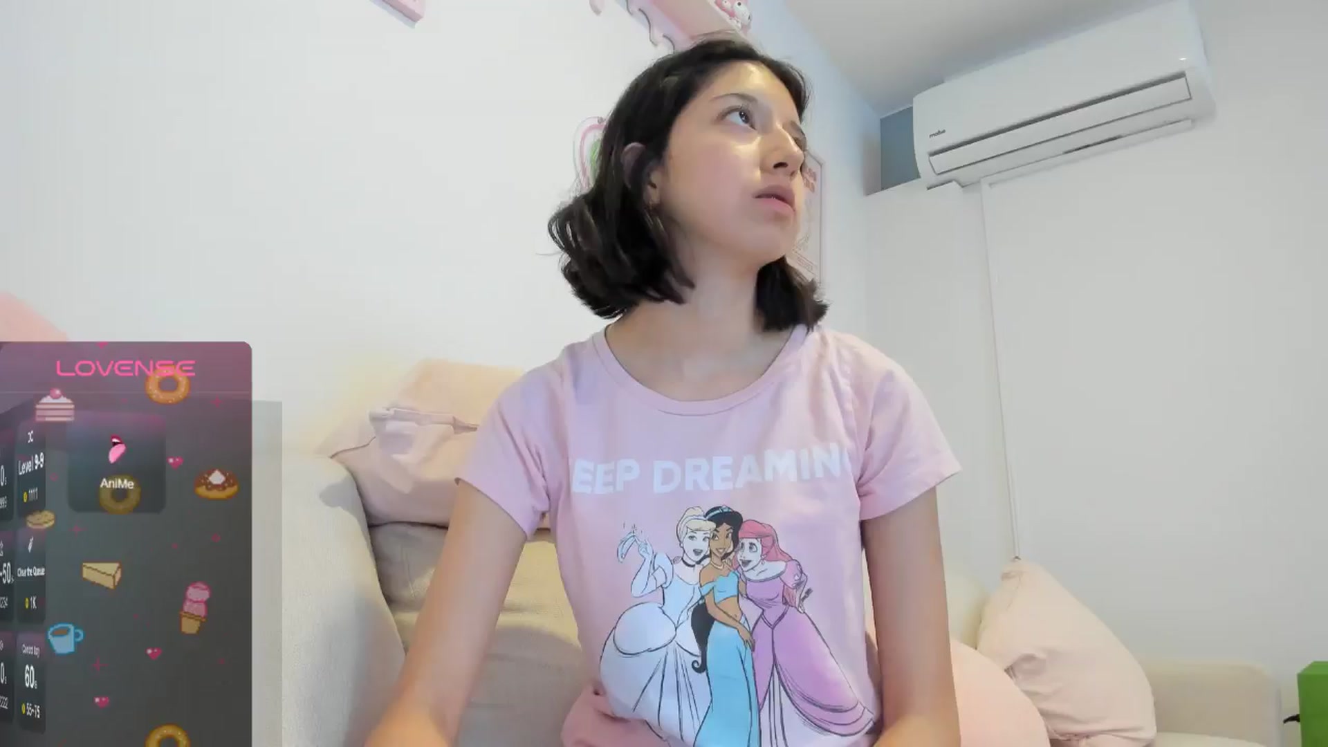 Gallery image thumbnail from Cherrycute666's myfreecams stream on, 08/18/2024, 05:32 image 6 of 20