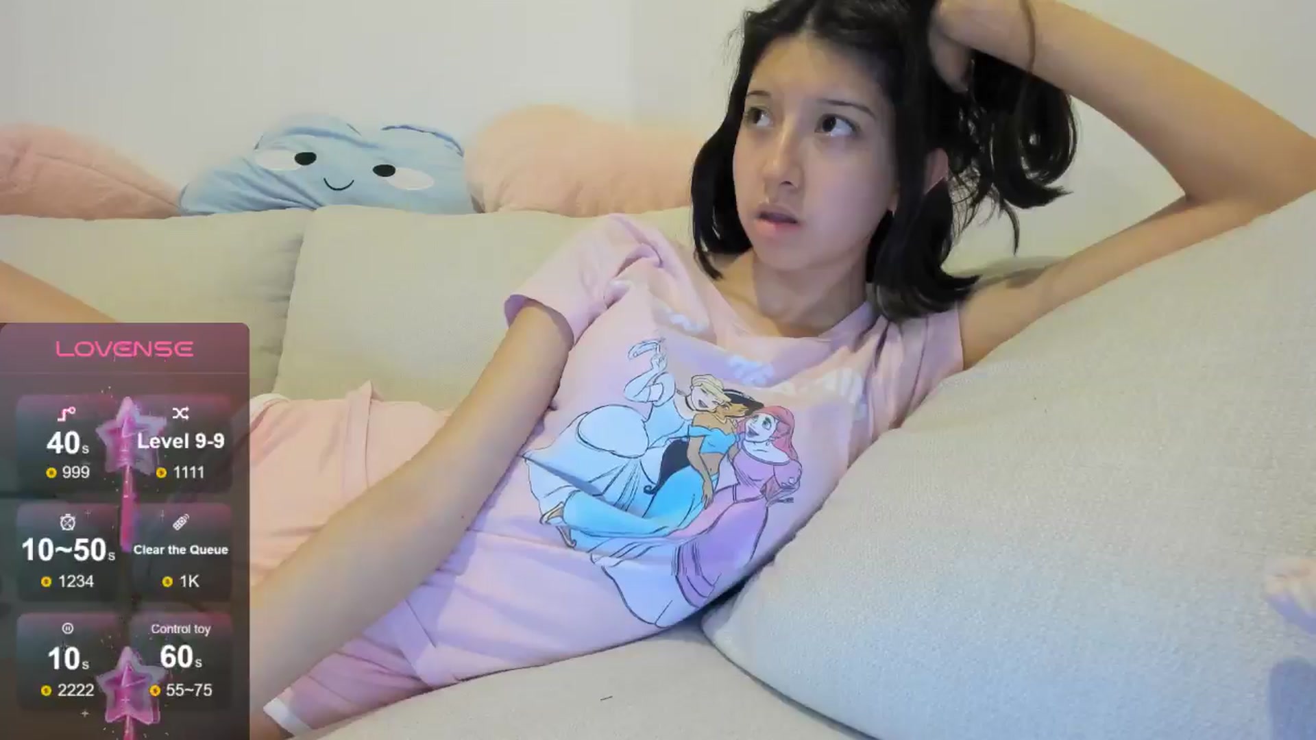Gallery image thumbnail from Cherrycute666's myfreecams stream on, 08/18/2024, 11:04 image 11 of 20