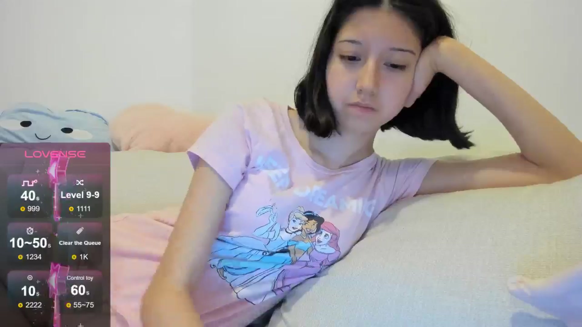 Gallery image thumbnail from Cherrycute666's myfreecams stream on, 08/18/2024, 11:04 image 9 of 20