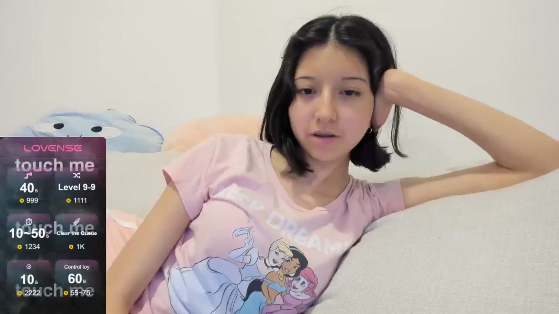 Gallery image thumbnail from Cherrycute666's myfreecams stream on, 08/18/2024, 11:04 image 3 of 20