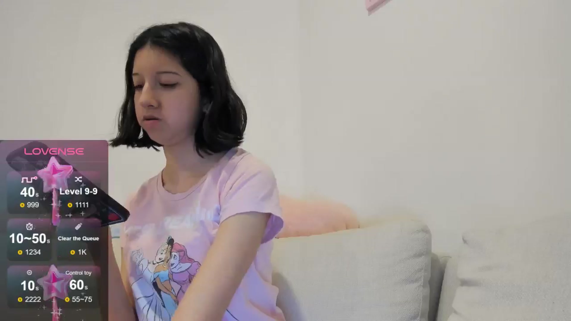 Gallery image thumbnail from Cherrycute666's myfreecams stream on, 08/18/2024, 11:36 image 12 of 20