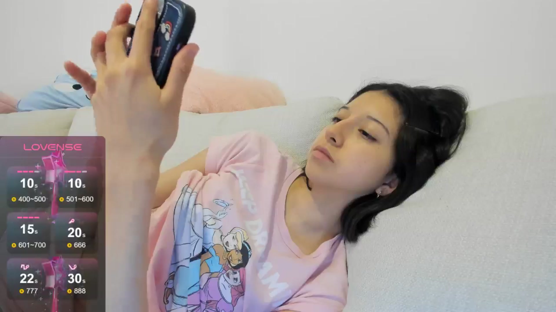 Gallery image thumbnail from Cherrycute666's myfreecams stream on, 08/18/2024, 12:56 image 11 of 20