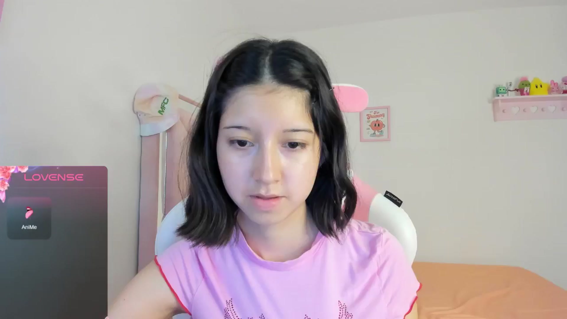 Gallery image thumbnail from Cherrycute666's myfreecams stream on, 08/19/2024, 02:17 image 1 of 20