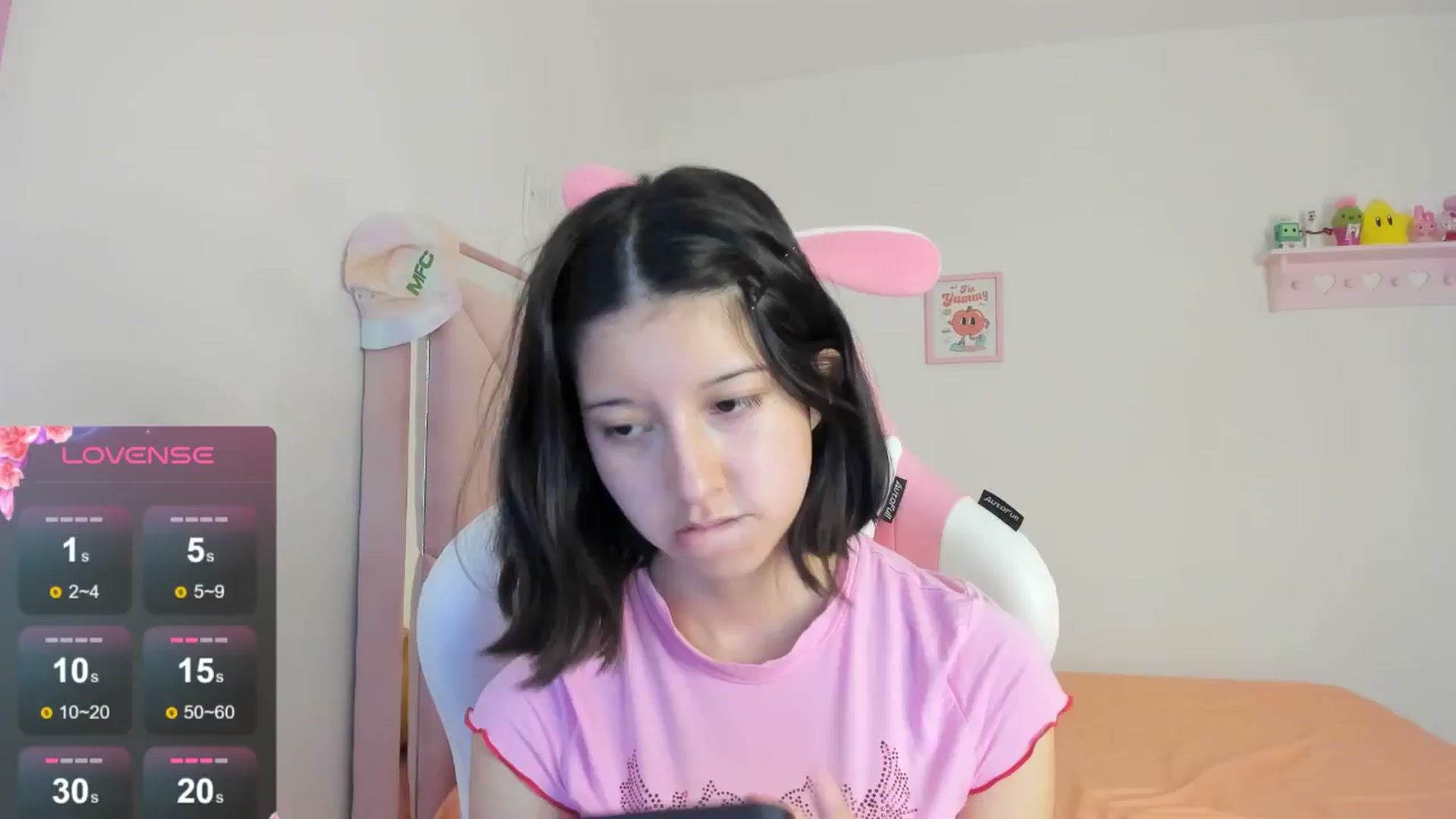 Gallery image thumbnail from Cherrycute666's myfreecams stream on, 08/19/2024, 02:17 image 5 of 20