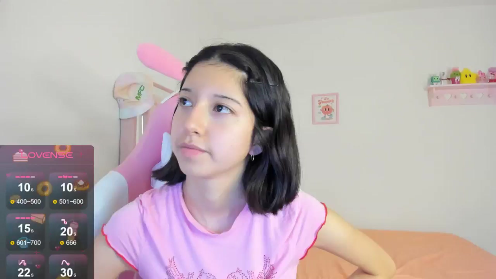 Gallery image thumbnail from Cherrycute666's myfreecams stream on, 08/19/2024, 02:17 image 14 of 20