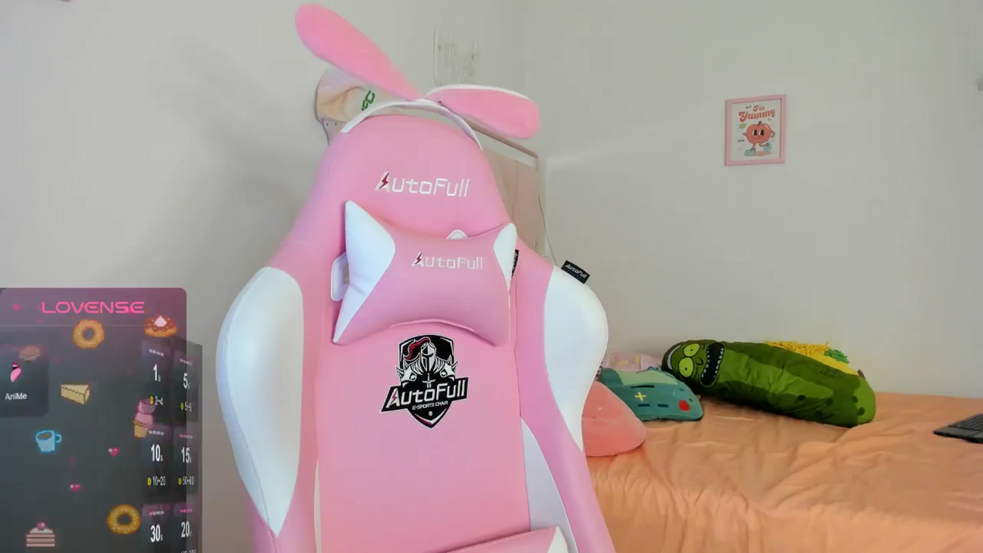 Gallery image thumbnail from Cherrycute666's myfreecams stream on, 08/19/2024, 04:31 image 8 of 20