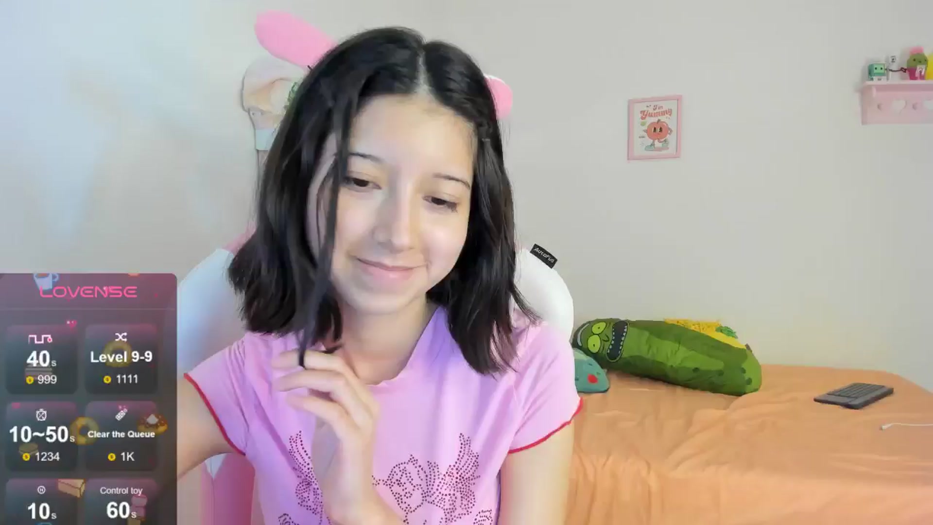 Gallery image thumbnail from Cherrycute666's myfreecams stream on, 08/19/2024, 04:31 image 16 of 20