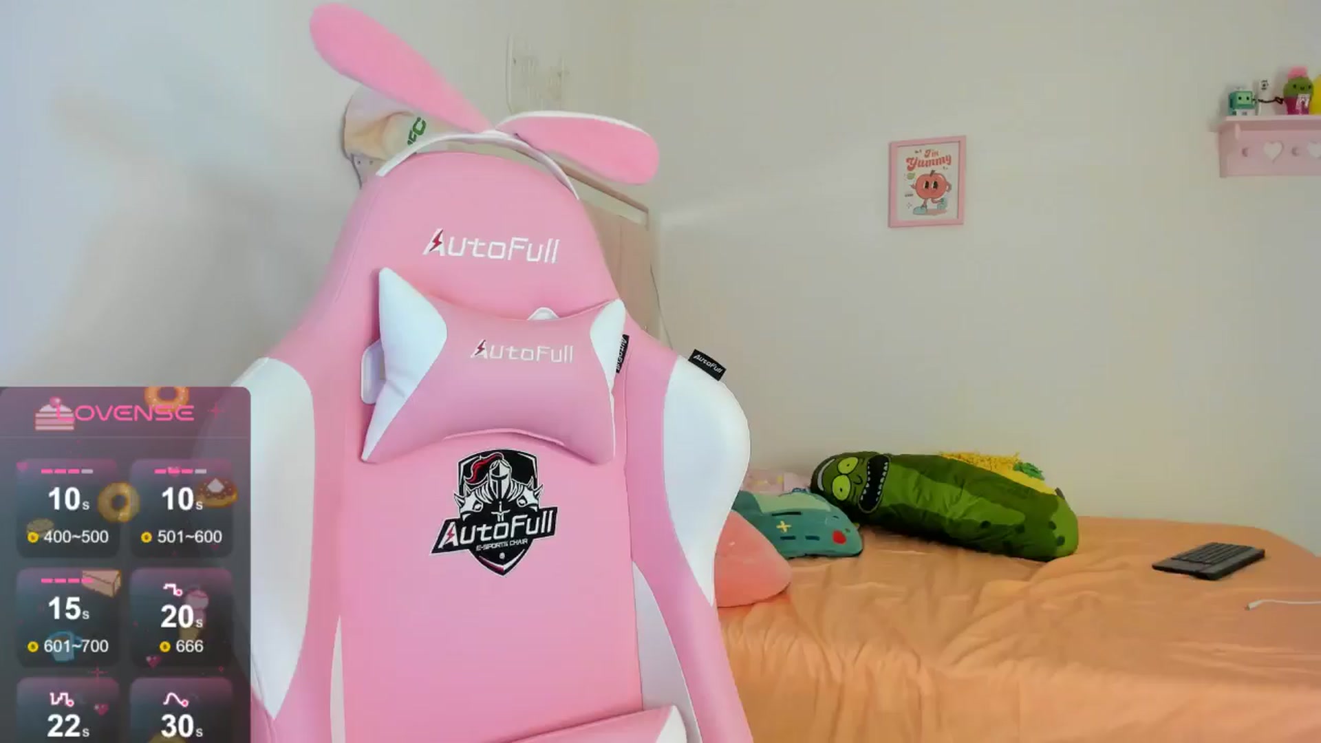 Gallery image thumbnail from Cherrycute666's myfreecams stream on, 08/19/2024, 04:31 image 14 of 20
