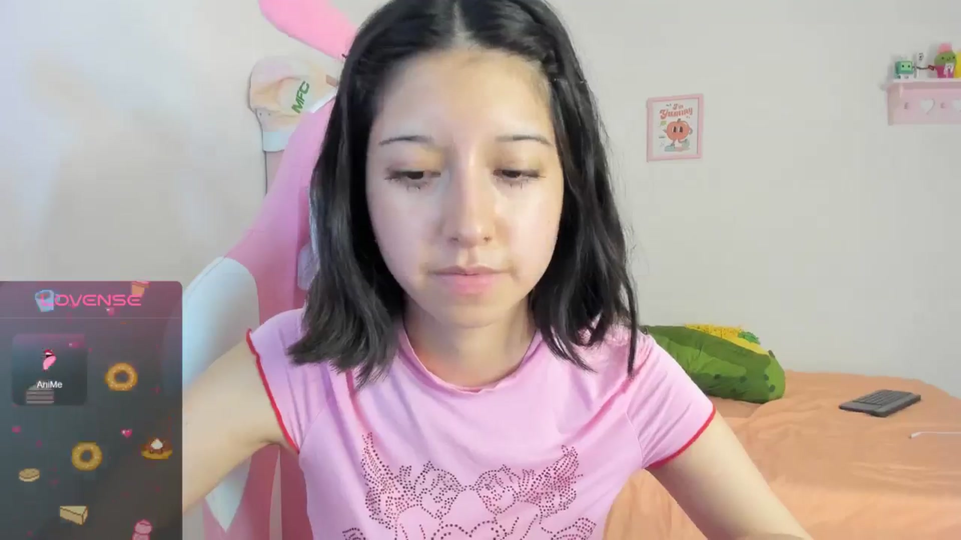 Gallery image thumbnail from Cherrycute666's myfreecams stream on, 08/19/2024, 05:10 image 15 of 20