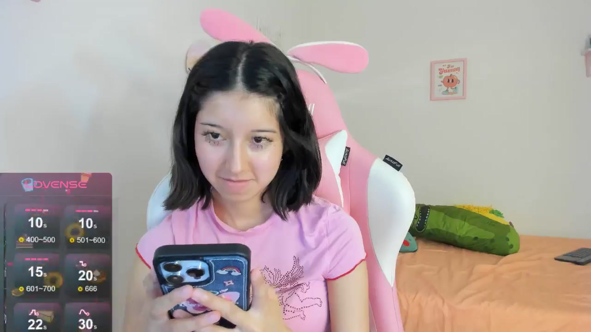 Gallery image thumbnail from Cherrycute666's myfreecams stream on, 08/19/2024, 05:10 image 20 of 20