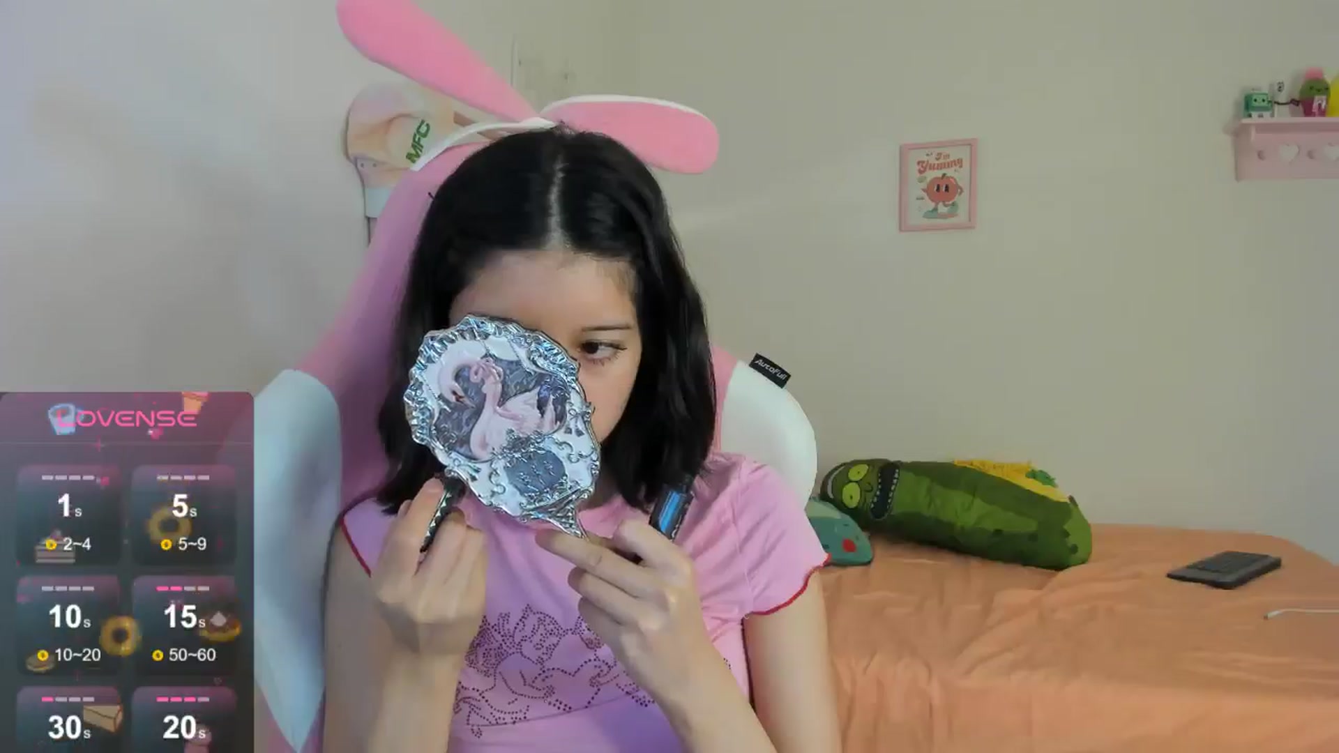 Gallery image thumbnail from Cherrycute666's myfreecams stream on, 08/19/2024, 05:10 image 9 of 20
