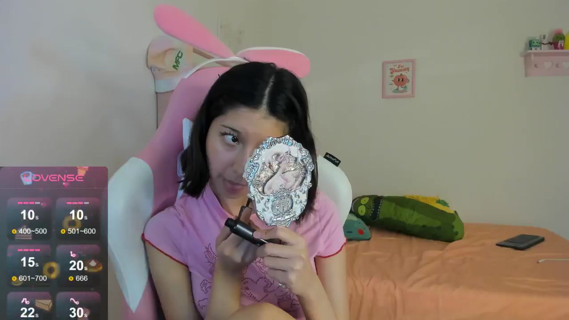 Gallery image thumbnail from Cherrycute666's myfreecams stream on, 08/19/2024, 05:10 image 3 of 20