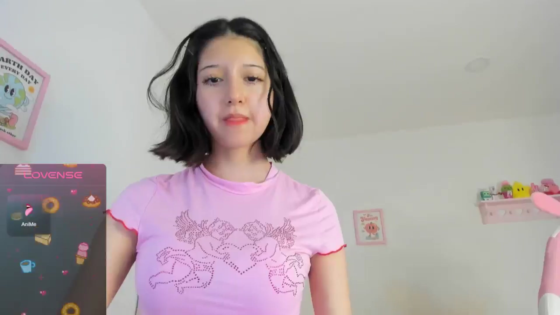 Gallery image thumbnail from Cherrycute666's myfreecams stream on, 08/19/2024, 06:19 image 8 of 20