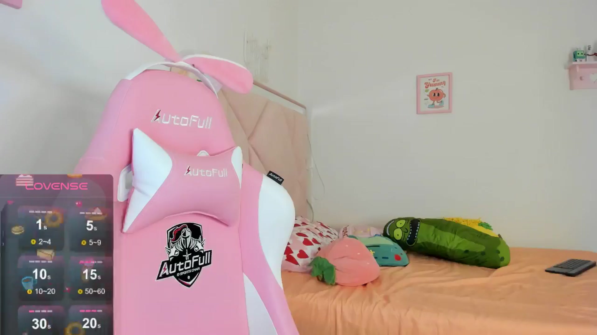Gallery image thumbnail from Cherrycute666's myfreecams stream on, 08/19/2024, 06:19 image 19 of 20