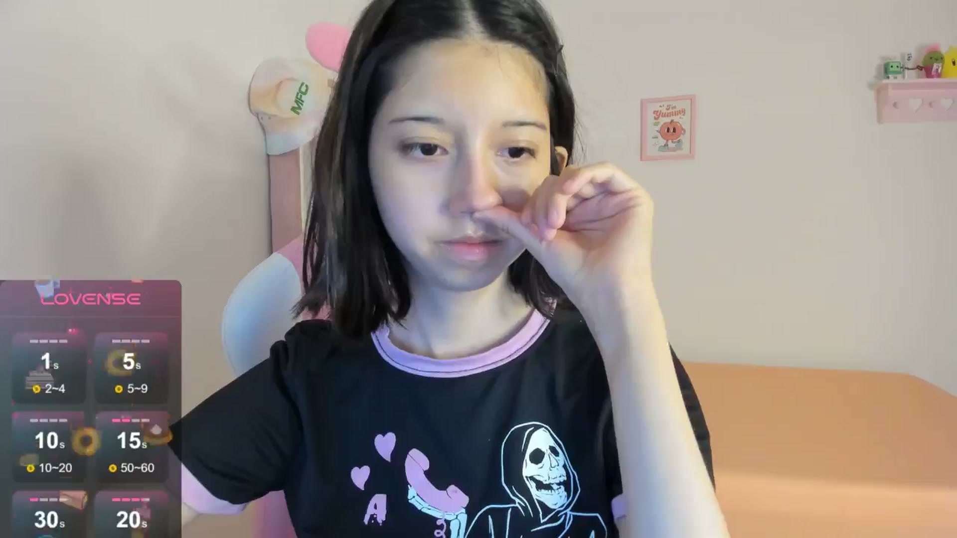 Gallery image thumbnail from Cherrycute666's myfreecams stream on, 08/20/2024, 03:06 image 10 of 20