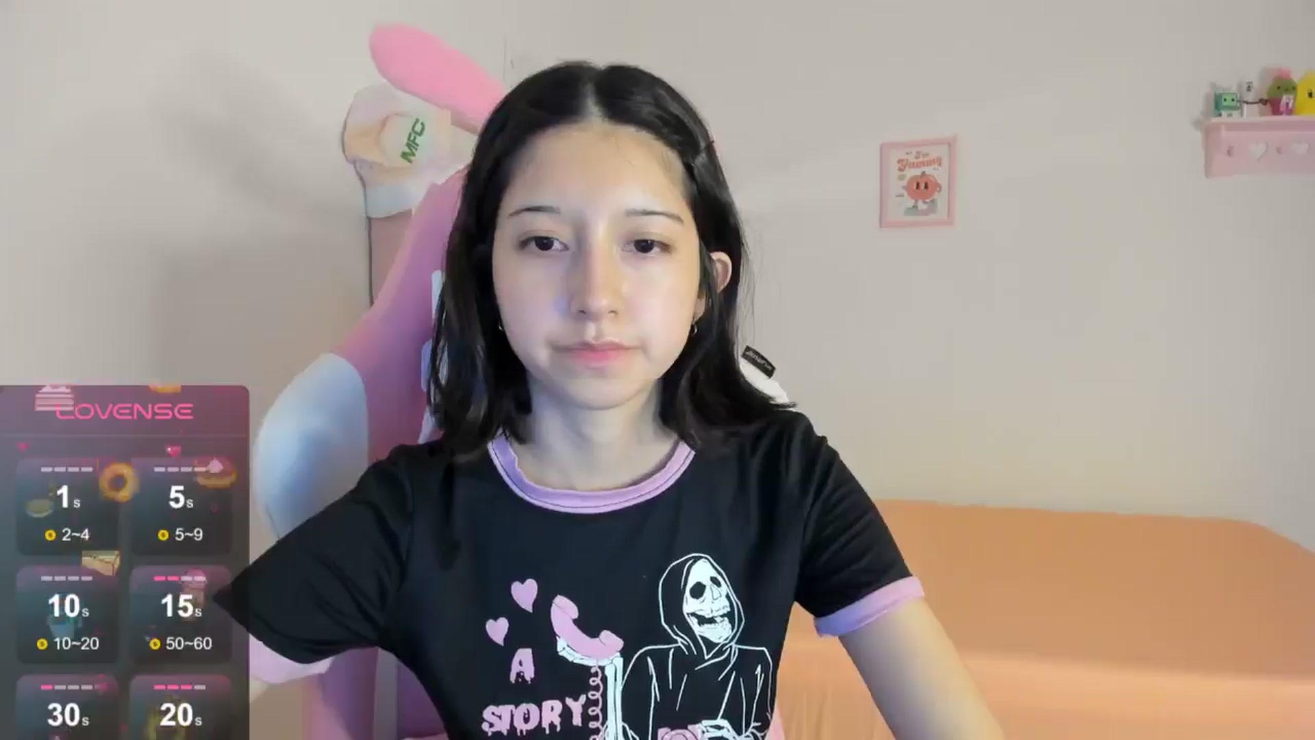Gallery image thumbnail from Cherrycute666's myfreecams stream on, 08/20/2024, 03:06 image 15 of 20