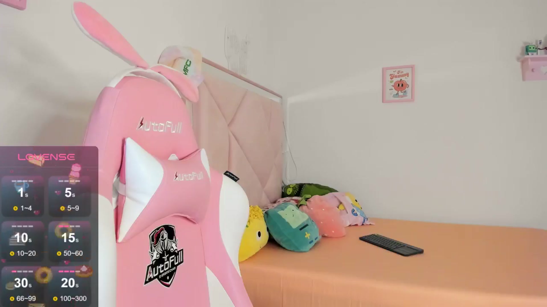 Gallery image thumbnail from Cherrycute666's myfreecams stream on, 08/20/2024, 06:30 image 4 of 20