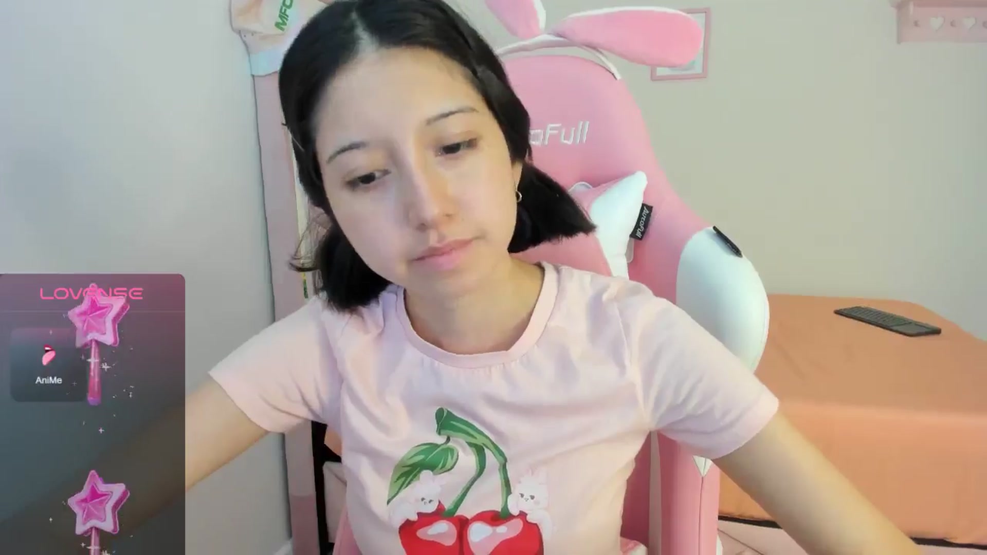 Gallery image thumbnail from Cherrycute666's myfreecams stream on, 08/27/2024, 21:43 image 13 of 20