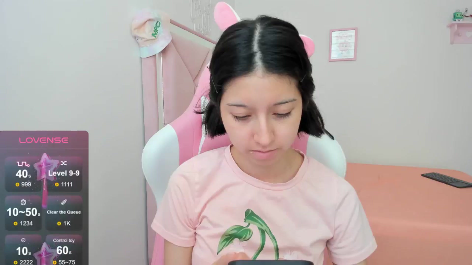 Gallery image thumbnail from Cherrycute666's myfreecams stream on, 08/27/2024, 21:43 image 2 of 20