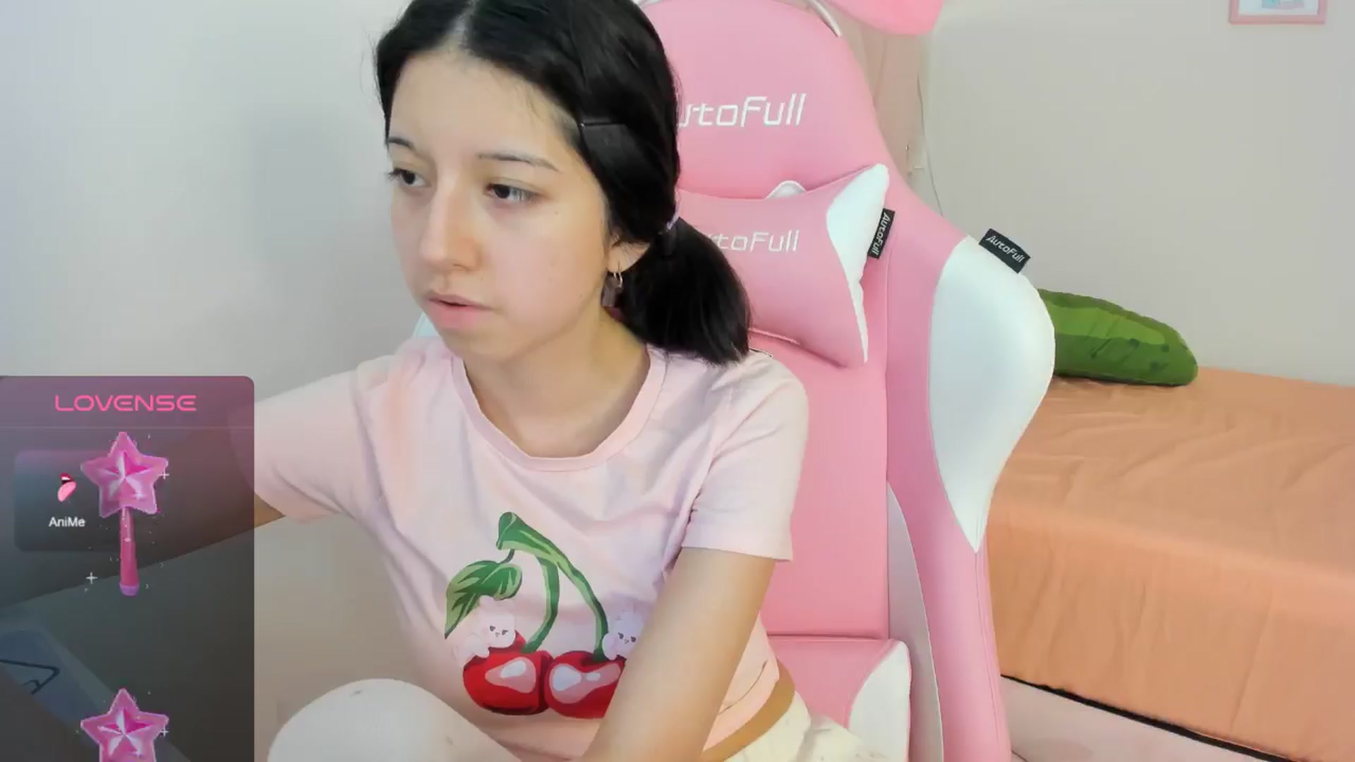 Gallery image thumbnail from Cherrycute666's myfreecams stream on, 08/27/2024, 22:16 image 14 of 20