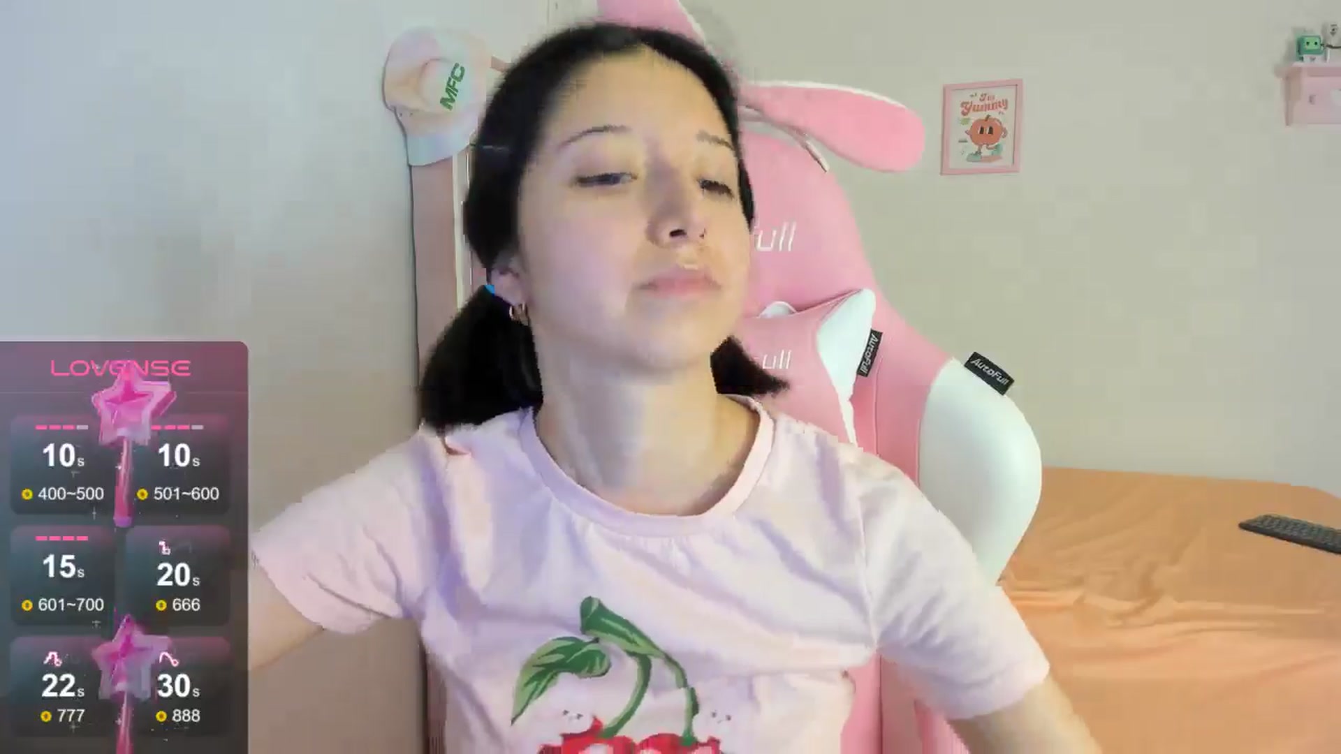Gallery image thumbnail from Cherrycute666's myfreecams stream on, 08/28/2024, 03:25 image 2 of 20