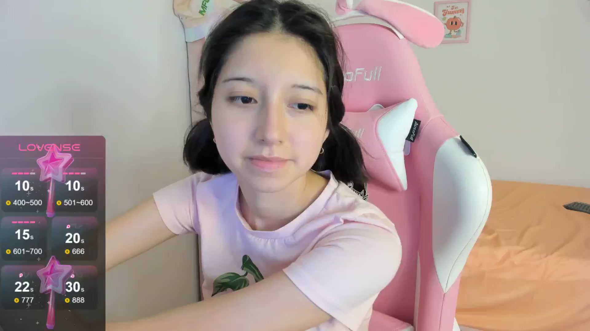 Gallery image thumbnail from Cherrycute666's myfreecams stream on, 08/28/2024, 06:32 image 7 of 20