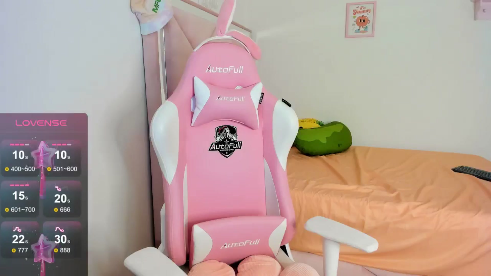 Gallery image thumbnail from Cherrycute666's myfreecams stream on, 08/28/2024, 06:32 image 6 of 20