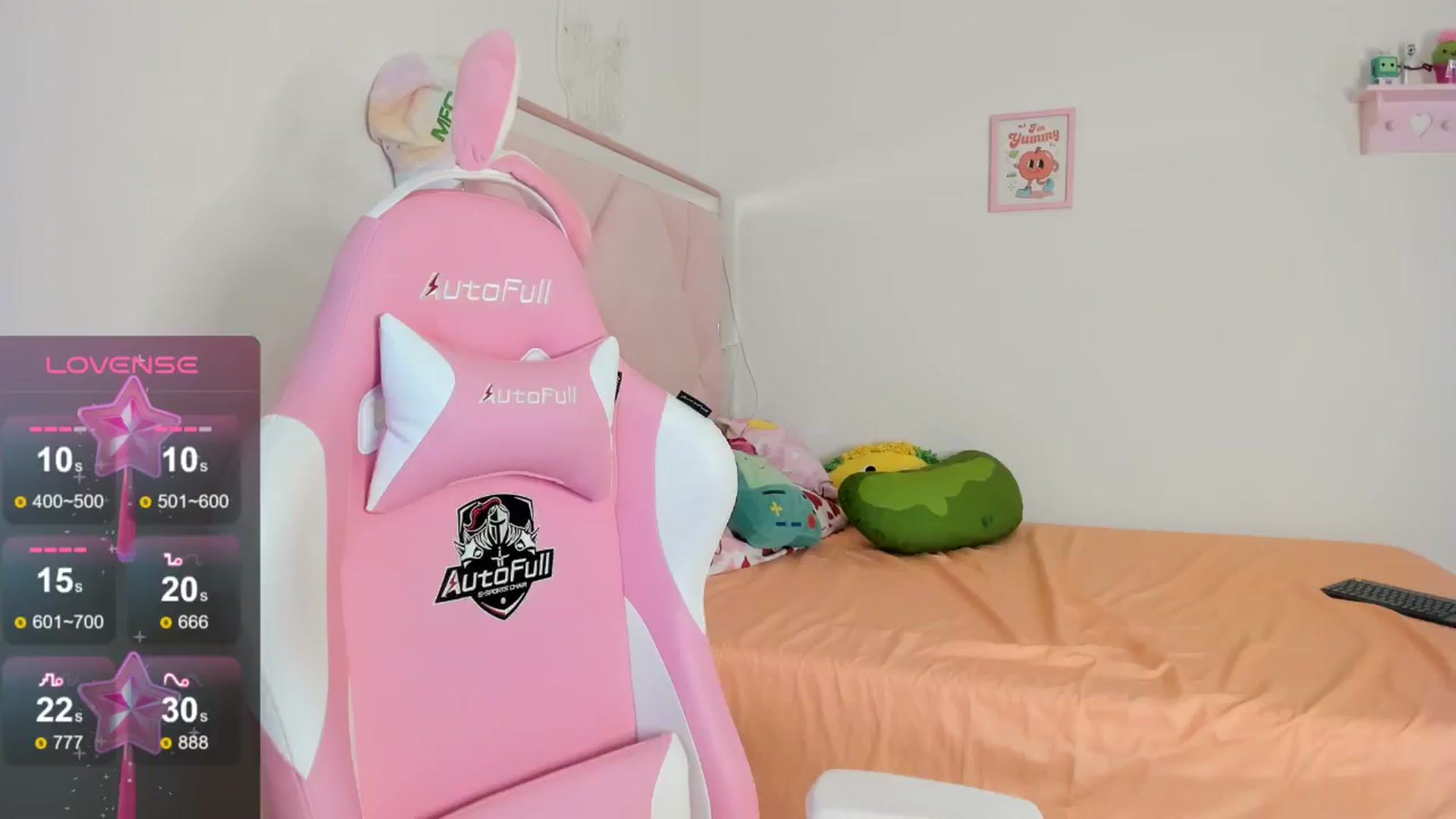 Gallery image thumbnail from Cherrycute666's myfreecams stream on, 08/28/2024, 06:32 image 2 of 20