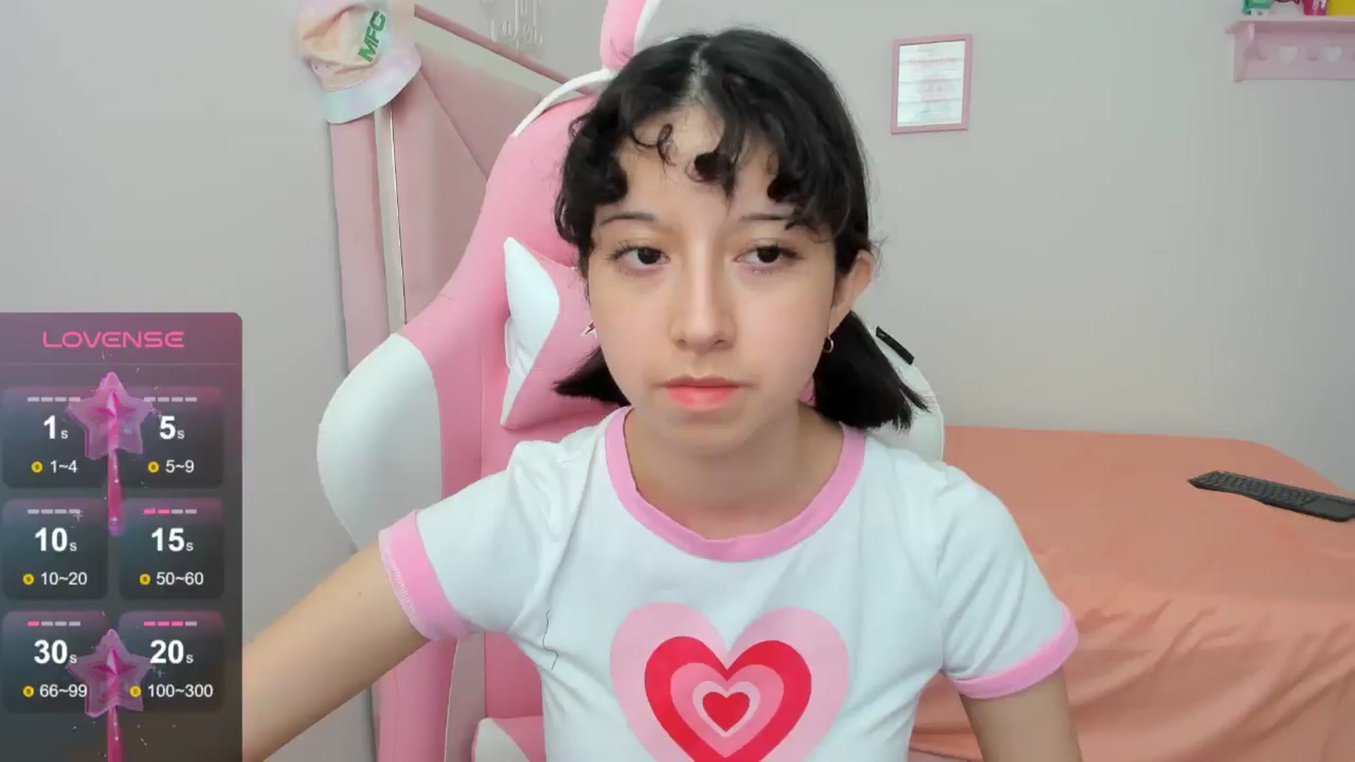 Gallery image thumbnail from Cherrycute666's myfreecams stream on, 08/28/2024, 21:11 image 3 of 20