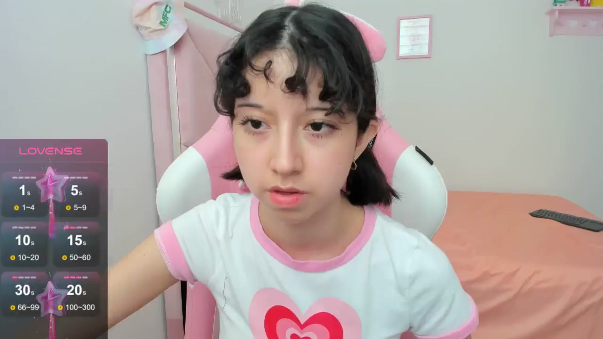 Gallery image thumbnail from Cherrycute666's myfreecams stream on, 08/28/2024, 21:11 image 7 of 20
