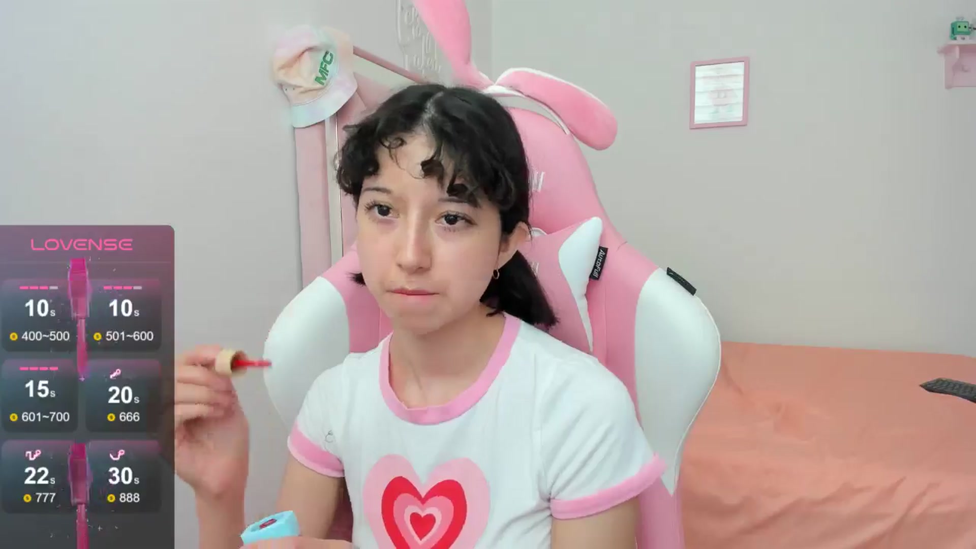 Gallery image thumbnail from Cherrycute666's myfreecams stream on, 08/28/2024, 22:00 image 8 of 20