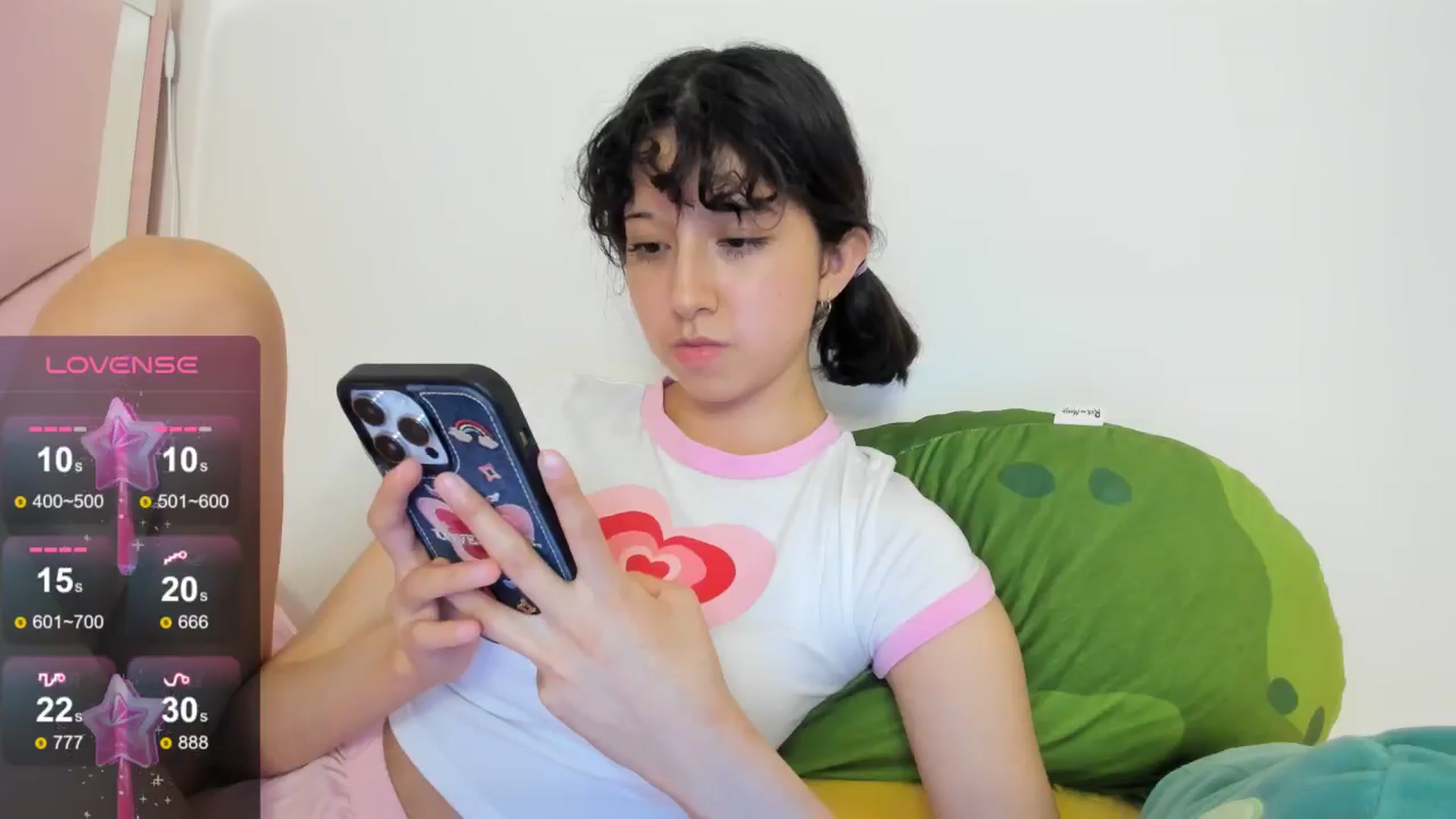 Gallery image thumbnail from Cherrycute666's myfreecams stream on, 08/29/2024, 02:34 image 14 of 20
