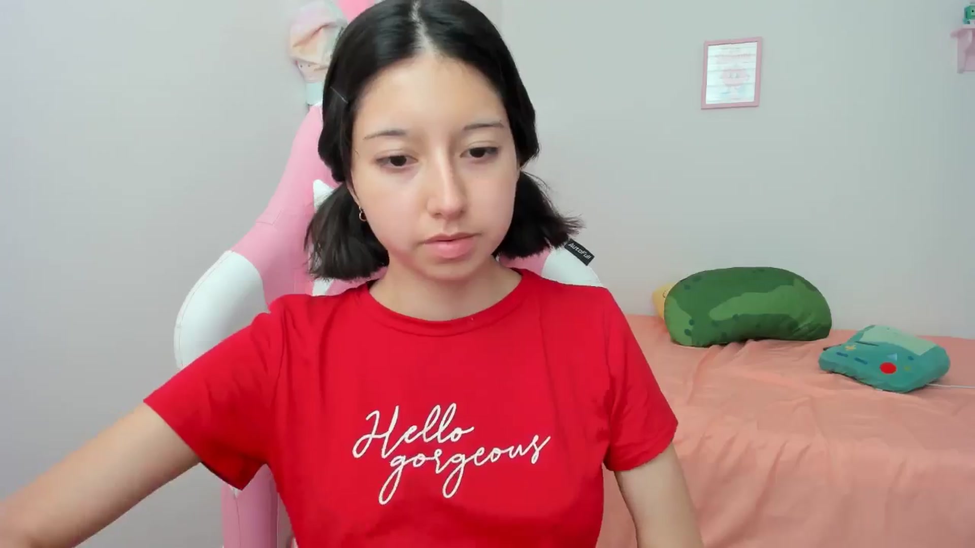 Gallery image thumbnail from Cherrycute666's myfreecams stream on, 08/29/2024, 18:43 image 8 of 20