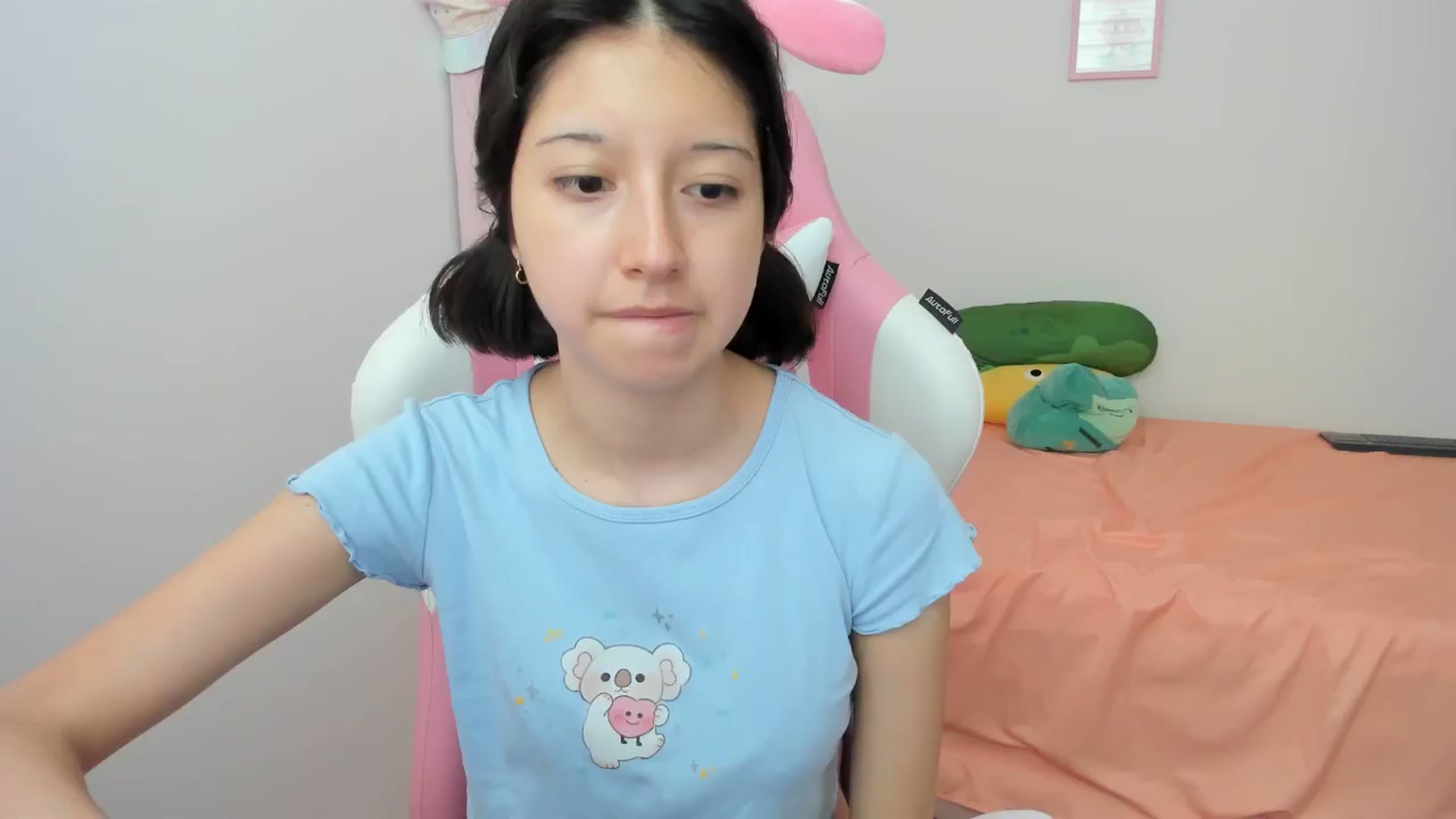 Gallery image thumbnail from Cherrycute666's myfreecams stream on, 08/30/2024, 22:20 image 1 of 20