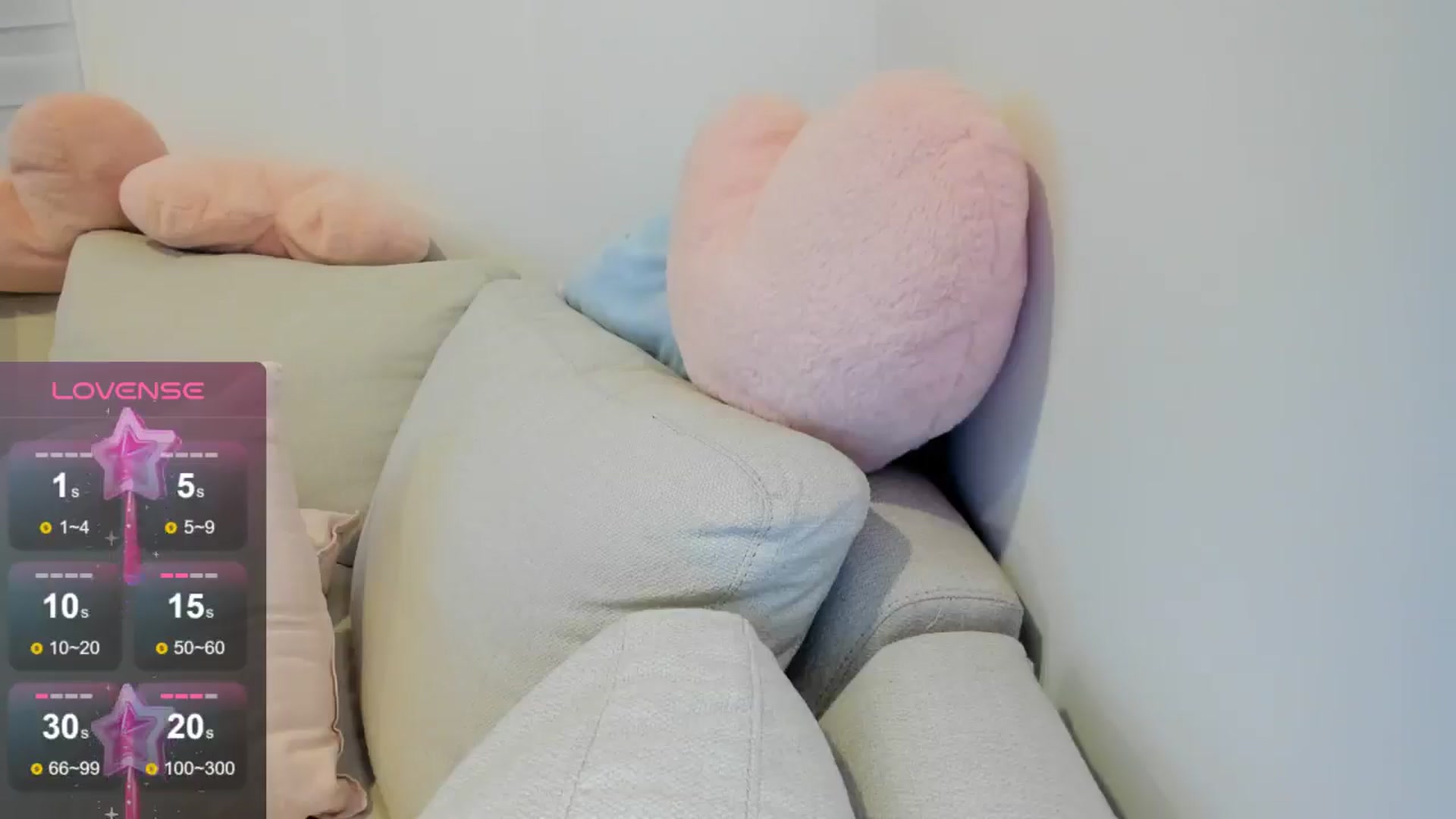 Gallery image thumbnail from Cherrycute666's myfreecams stream on, 09/01/2024, 07:01 image 12 of 20