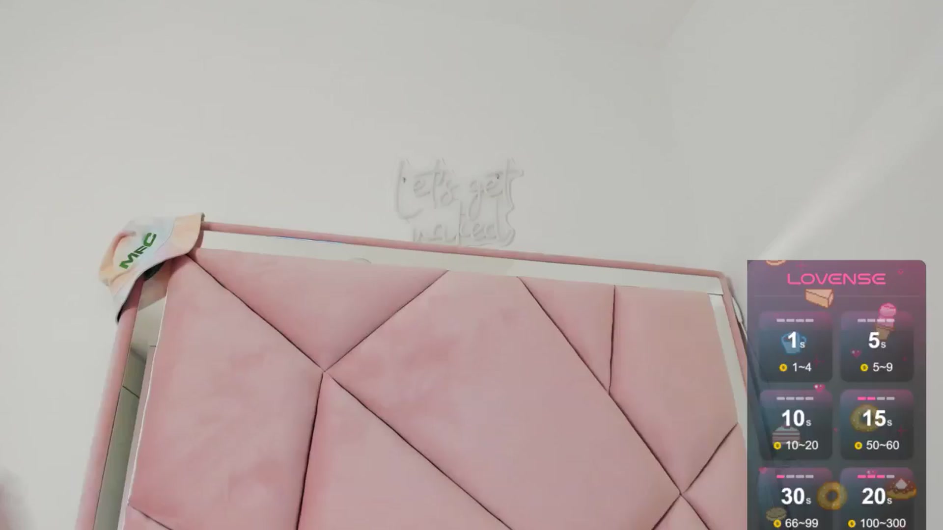 Gallery image thumbnail from Cherrycute666's myfreecams stream on, 09/01/2024, 10:05 image 10 of 20