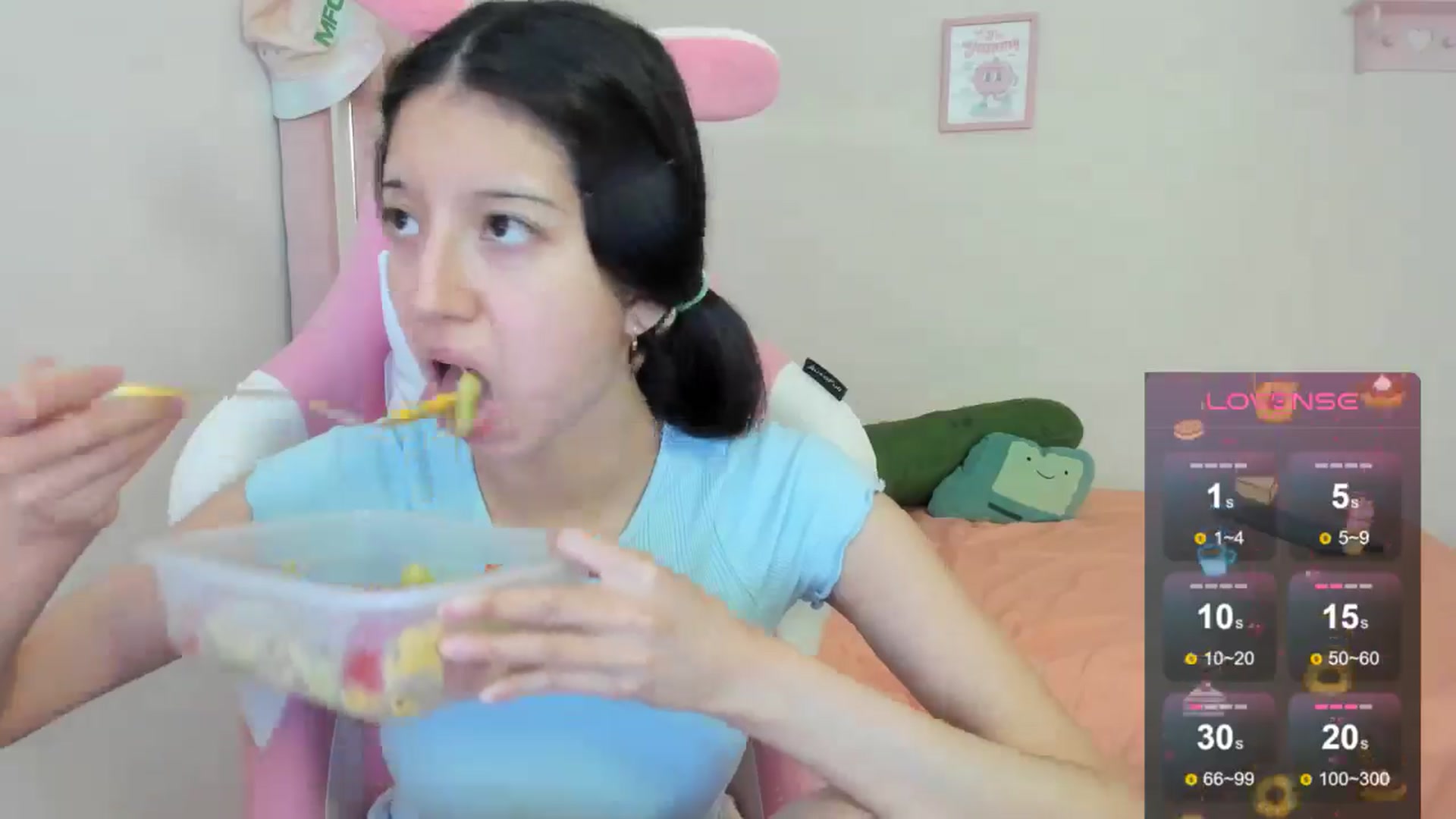 Gallery image thumbnail from Cherrycute666's myfreecams stream on, 09/02/2024, 24:00 image 2 of 20