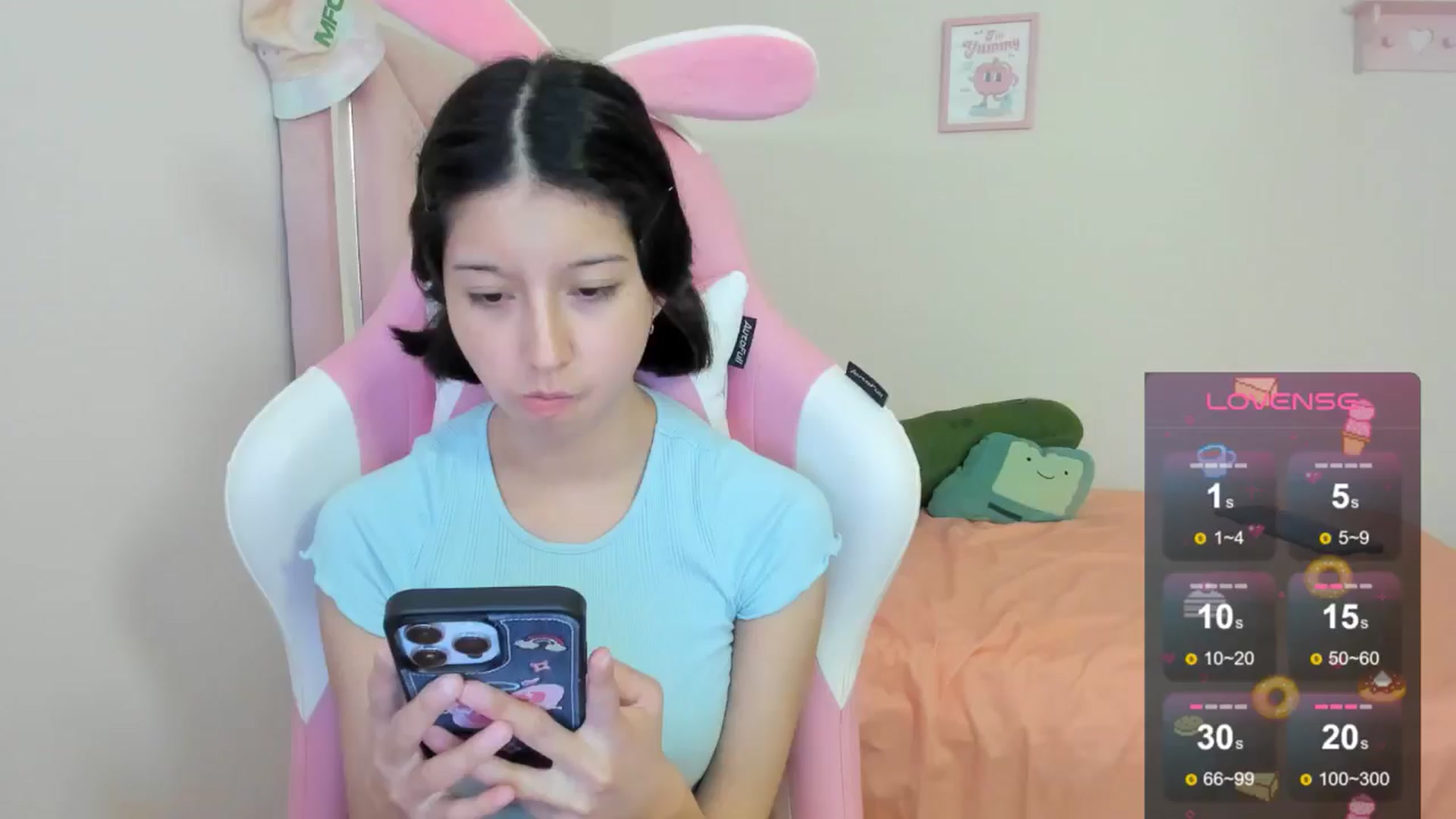Gallery image thumbnail from Cherrycute666's myfreecams stream on, 09/02/2024, 24:00 image 6 of 20