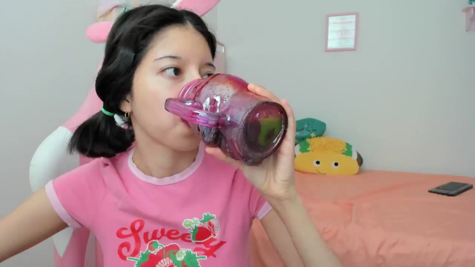 Gallery image thumbnail from Cherrycute666's myfreecams stream on, 09/02/2024, 20:26 image 9 of 20