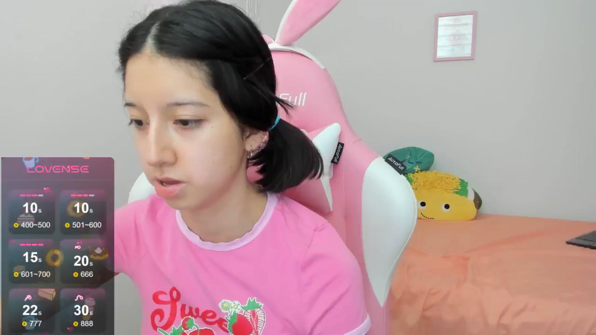 Gallery image thumbnail from Cherrycute666's myfreecams stream on, 09/02/2024, 22:00 image 11 of 20